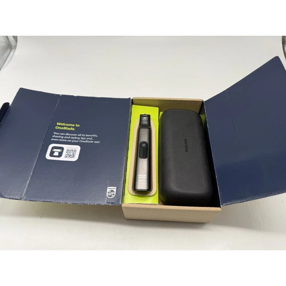 Philips Norelco OneBlade 360 Pro Face + Body Trimmer Shaver Groomer Case QP6552